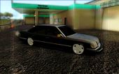 Mercedes Benz e320